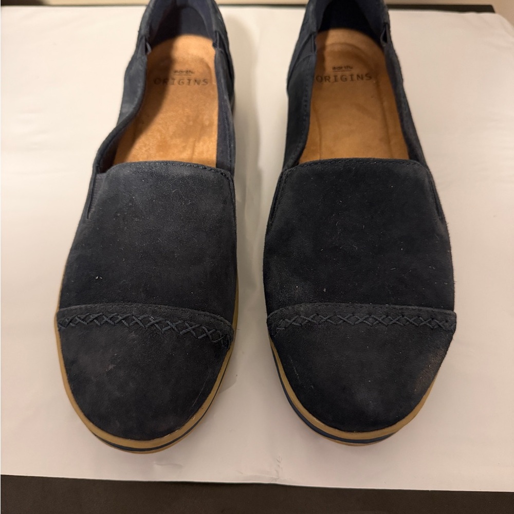 Earth Men's Dark Blue Suede Loafers